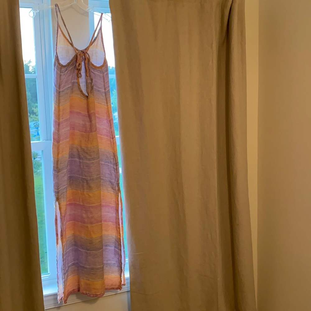 Maxi dress with a tie back and side slits- casual